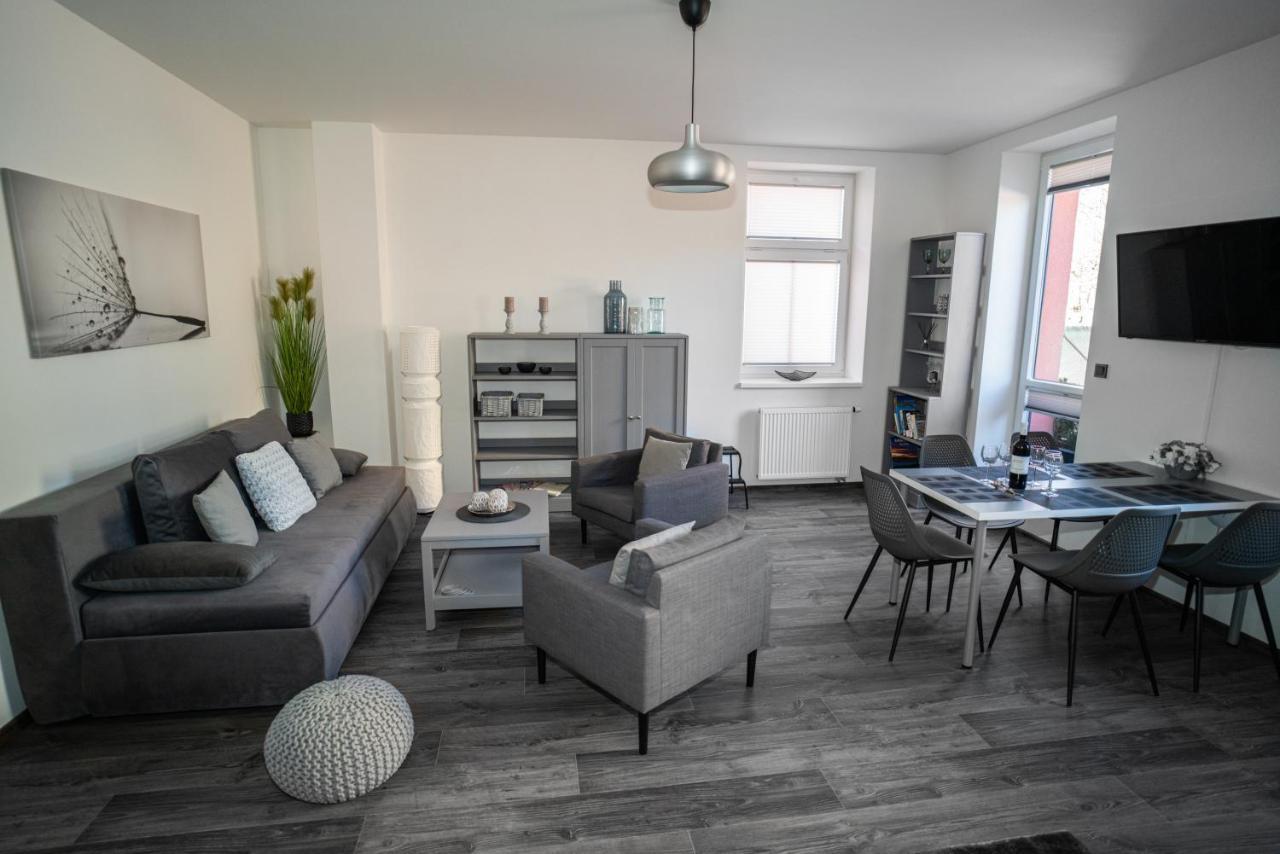 Apartmanovy Dum Sklipek Trutnov Ngoại thất bức ảnh