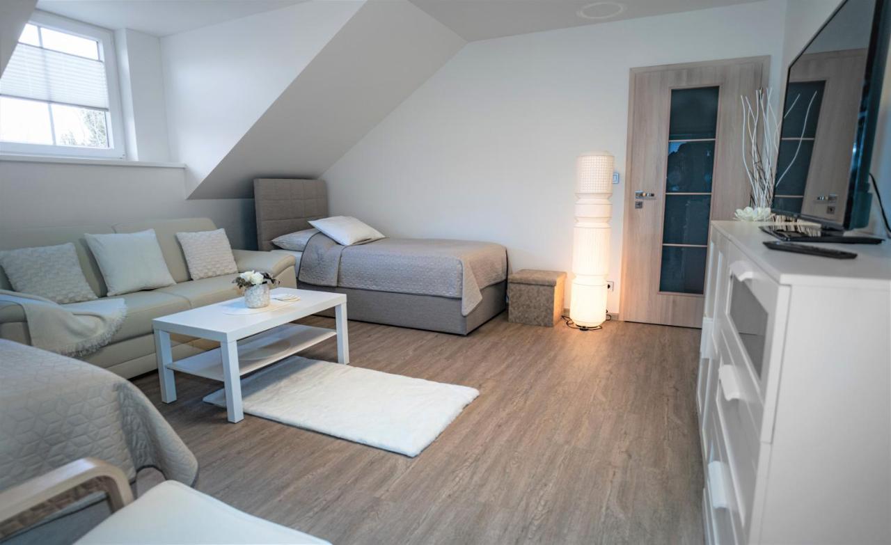 Apartmanovy Dum Sklipek Trutnov Ngoại thất bức ảnh