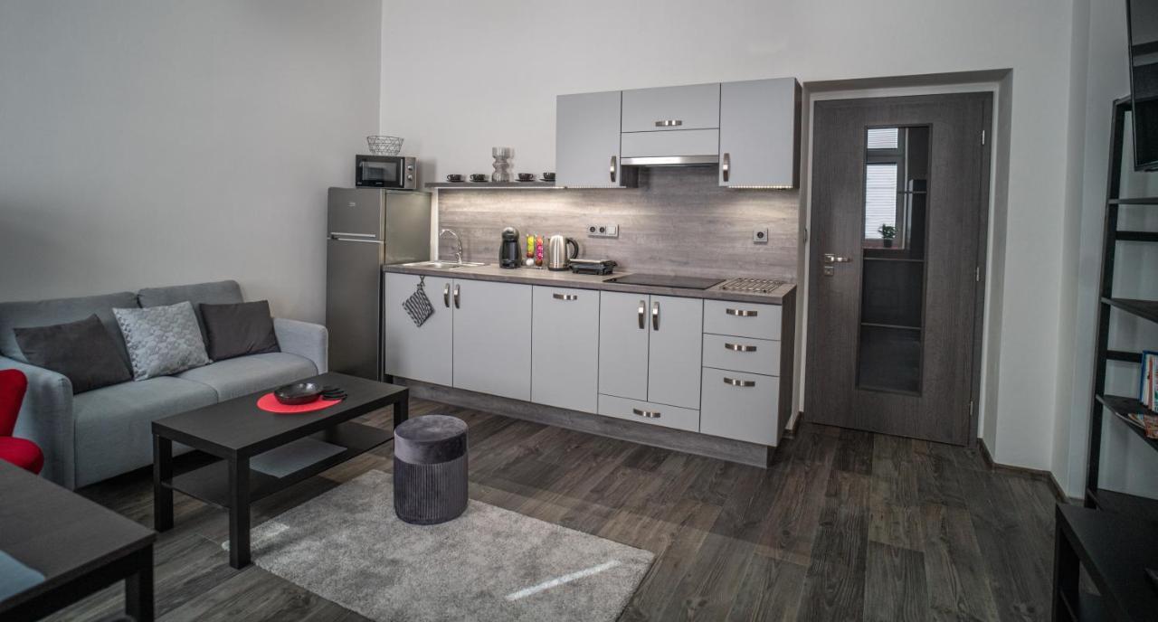 Apartmanovy Dum Sklipek Trutnov Ngoại thất bức ảnh