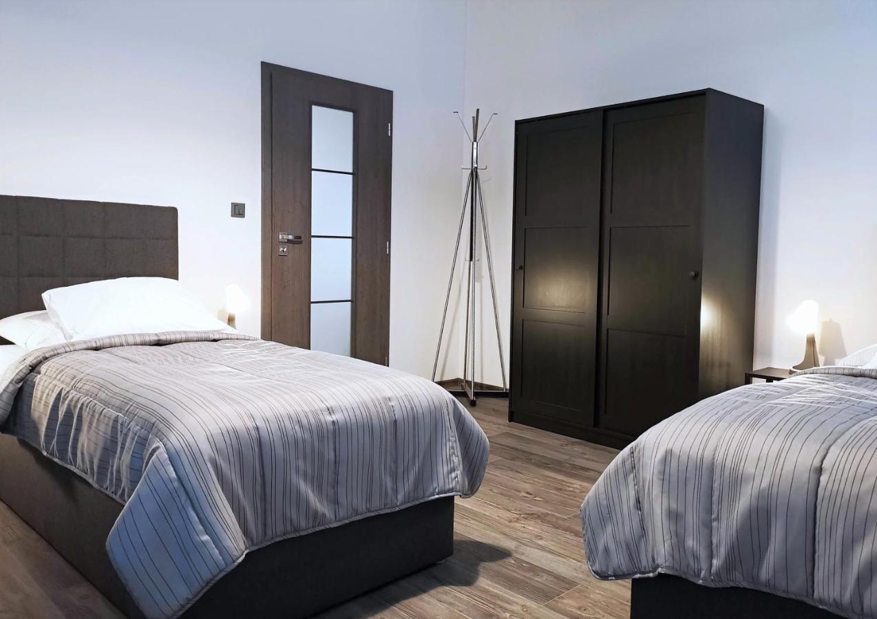 Apartmanovy Dum Sklipek Trutnov Ngoại thất bức ảnh
