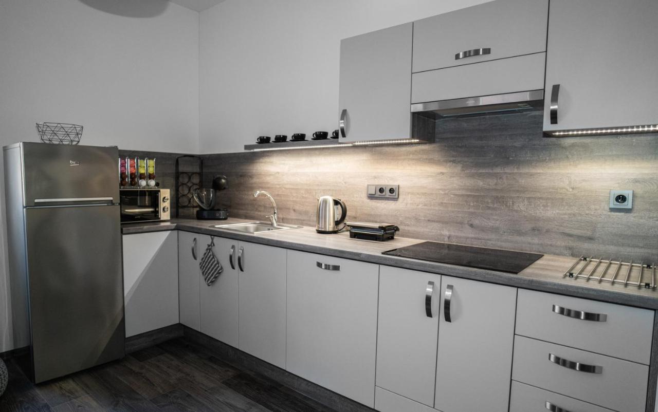 Apartmanovy Dum Sklipek Trutnov Ngoại thất bức ảnh