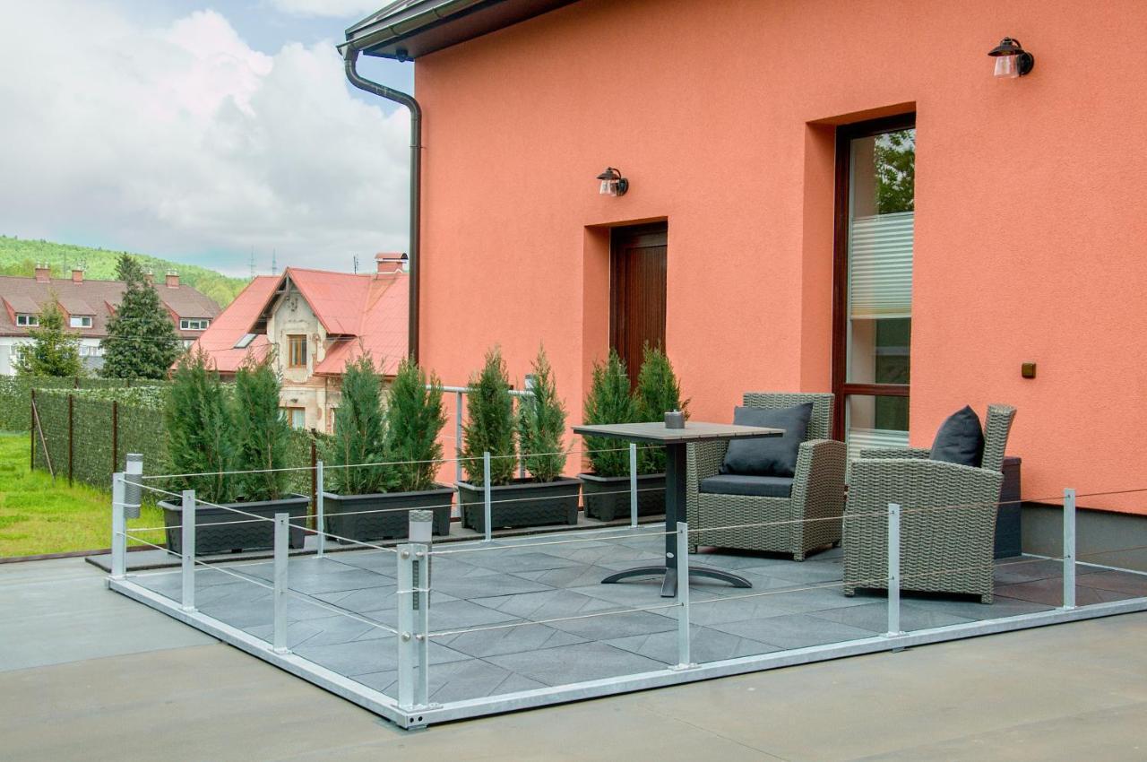 Apartmanovy Dum Sklipek Trutnov Ngoại thất bức ảnh