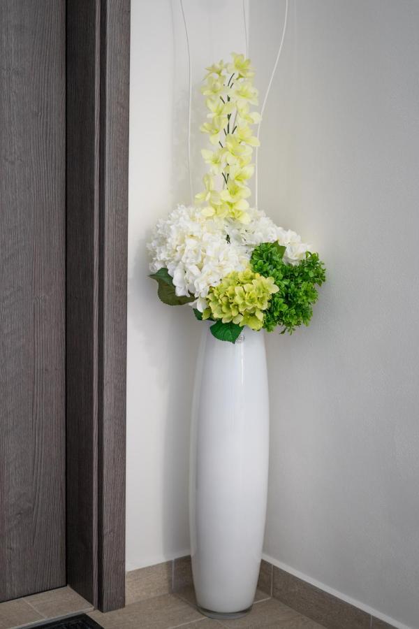 Apartmanovy Dum Sklipek Trutnov Ngoại thất bức ảnh