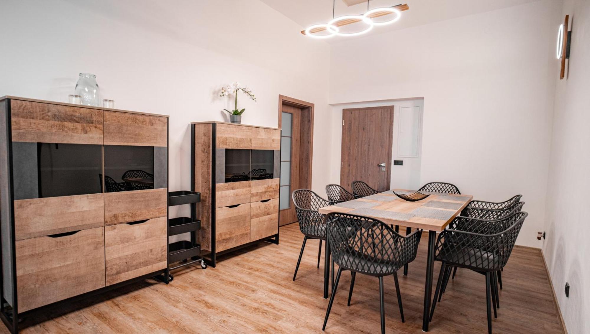 Apartmanovy Dum Sklipek Trutnov Ngoại thất bức ảnh